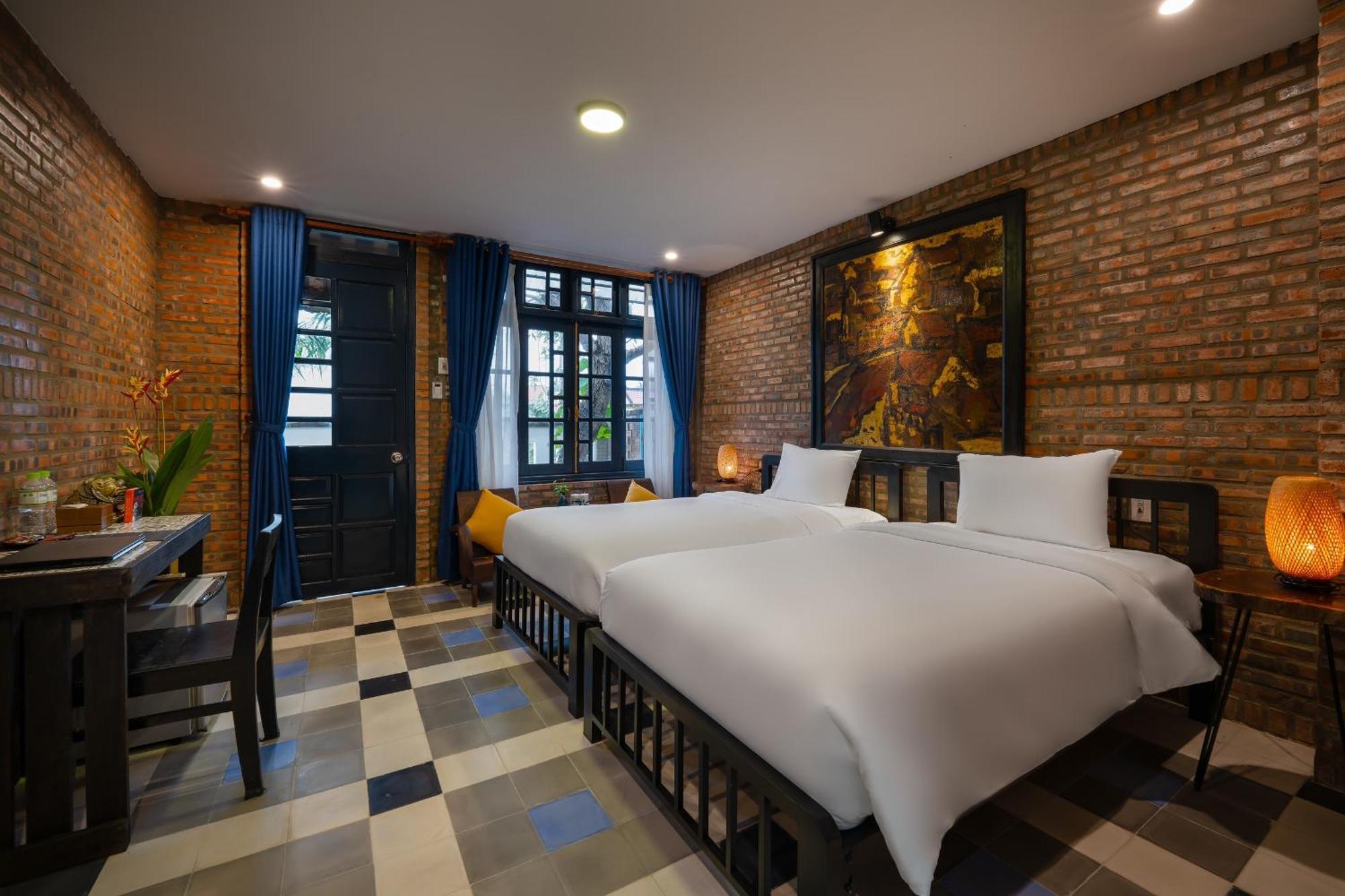 Calm House 3 Boutique Hotel Hoi An Bagian luar foto