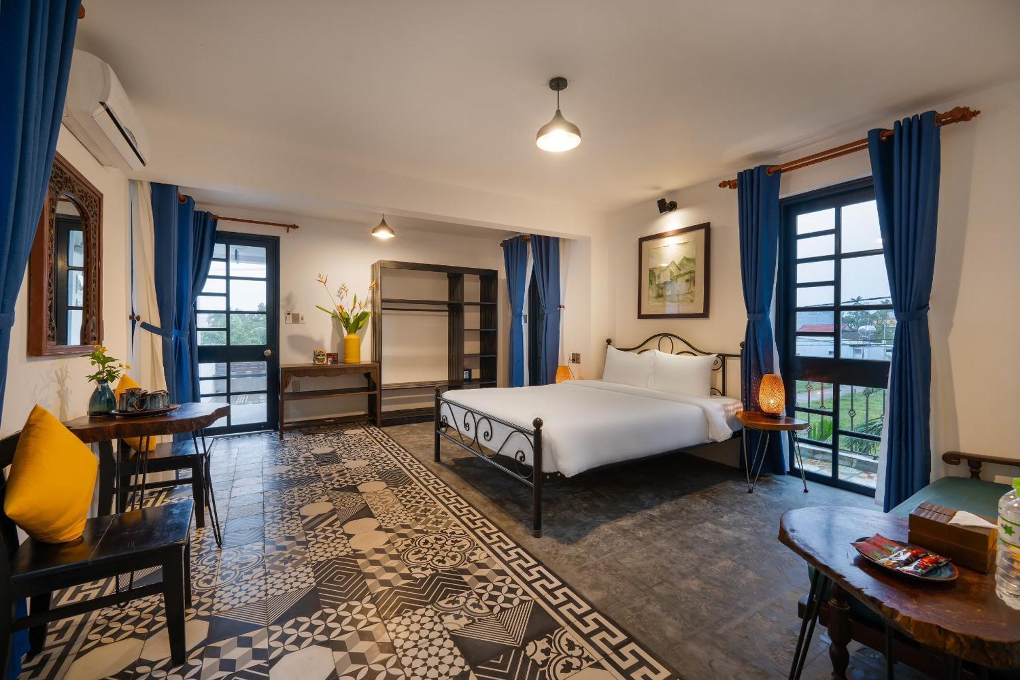 Calm House 3 Boutique Hotel Hoi An Bagian luar foto